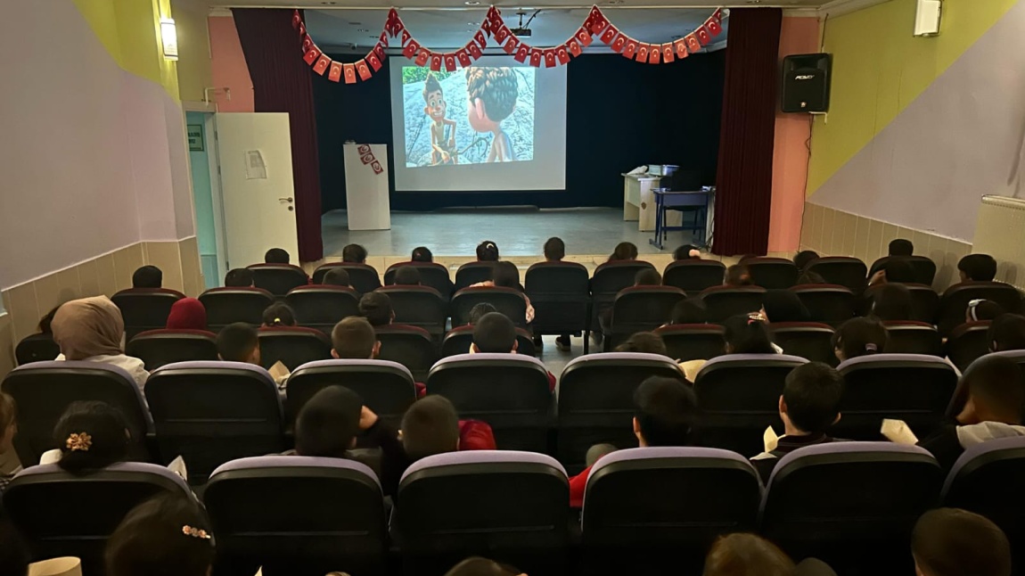 Ayın Sınıfı Seçilenleri 